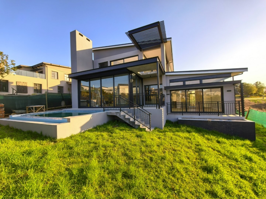 4 Bedroom Property for Sale in Welgelegen Western Cape